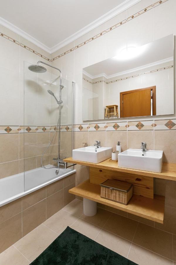 Апартаменты Nazare Modern Flat Экстерьер фото